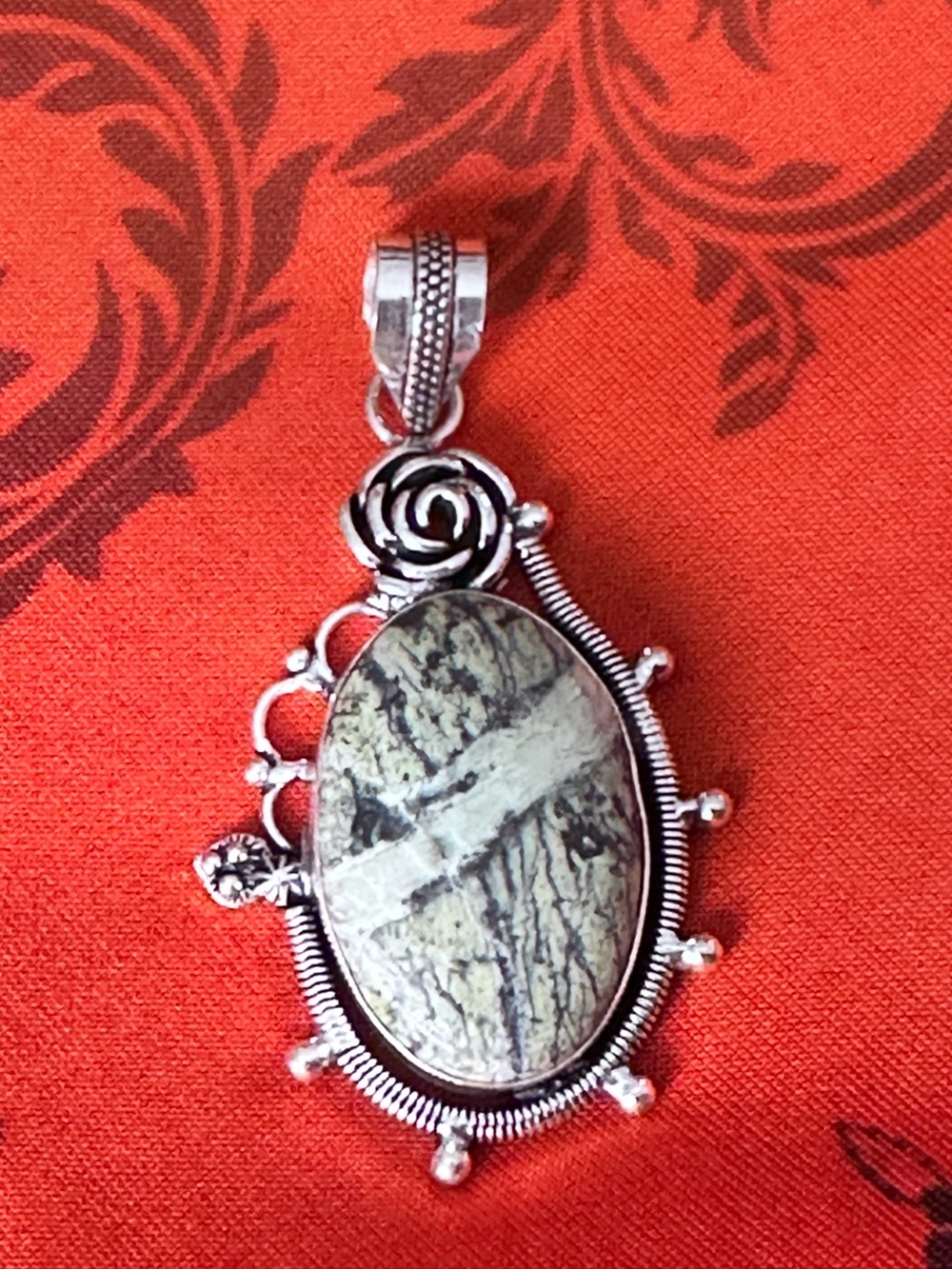 Artisan Silver Oval Green Dendritic Jasper Pendant Necklace with Rose Motif - Picture 11 of 13